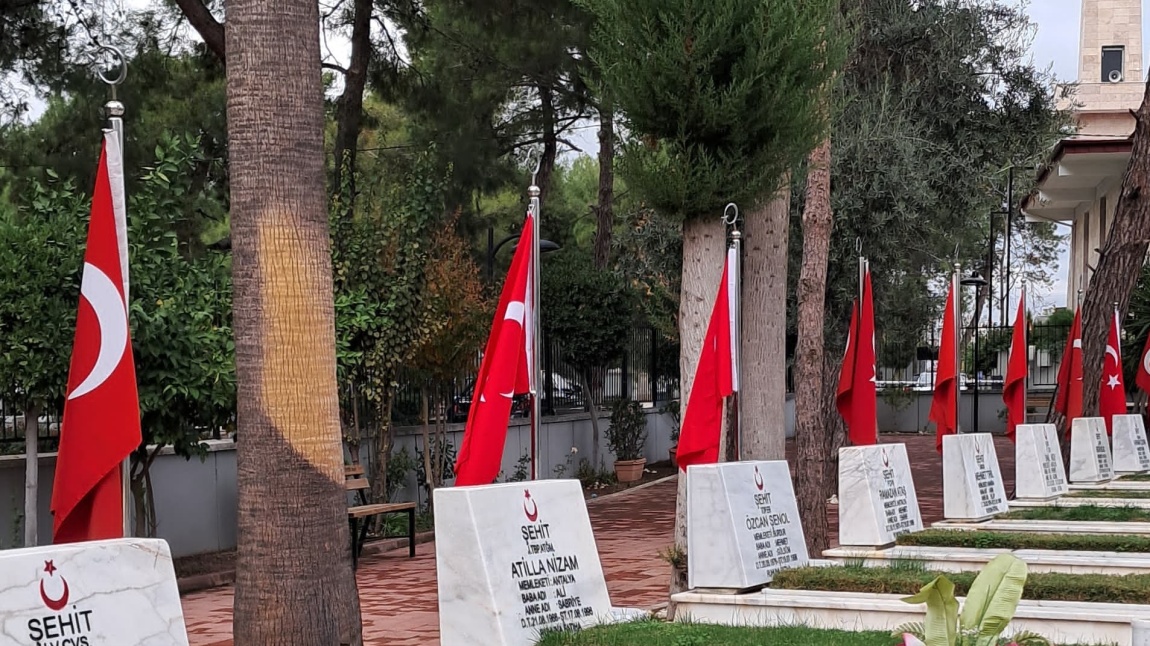 Şehit Öğretmenlerimize Vefa